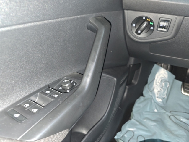 Taigo 1.0 TSI Move+LED+APP-C.+PDC+ACC+NAVI-VORB.