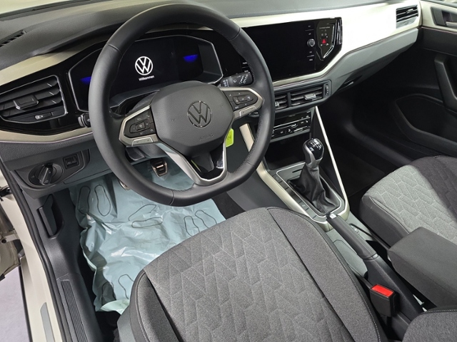 Taigo 1.0 TSI Move+LED+APP-C.+PDC+ACC+NAVI-VORB.