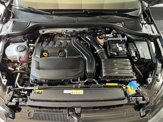 Golf Variant VIII 1.5 eTSI R-Line+AHK+LED+RFK