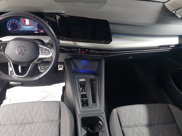 Golf VIII 1.0 eTSI Move+LED+APP+KEYLESS+NAV-VORB
