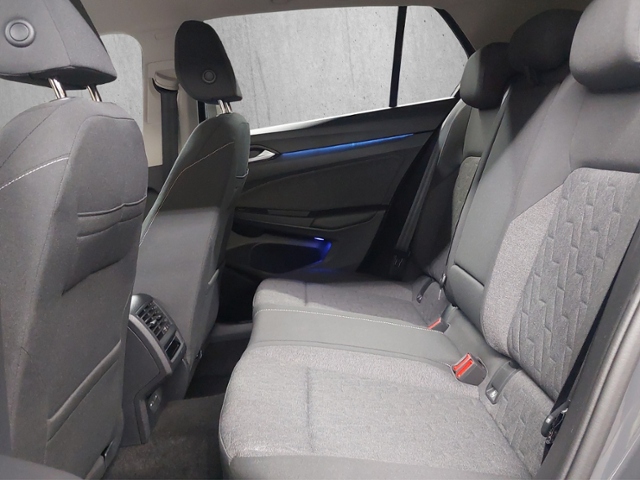 Golf VIII 1.0 eTSI Move+LED+APP+KEYLESS+NAV-VORB