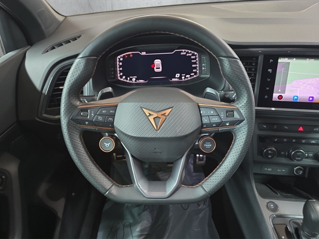 Ateca 2.0 TSI Tribe+4Drive+LED+NAVI+PANO+PARKL.