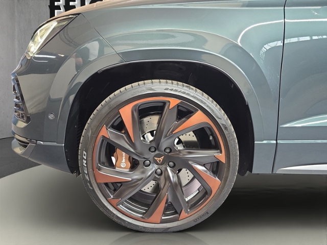 Ateca 2.0 TSI Tribe+4Drive+LED+NAVI+PANO+PARKL.