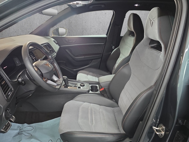 Ateca 2.0 TSI Tribe+4Drive+LED+NAVI+PANO+PARKL.