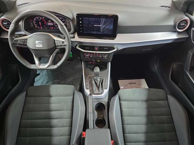Arona 1.0 TSI FR+LED+NAVI+AHK+PARKLENK+ACC+DAB