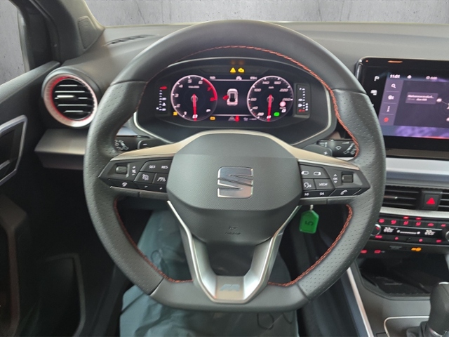 Arona 1.0 TSI FR+LED+NAVI+AHK+PARKLENK+ACC+DAB