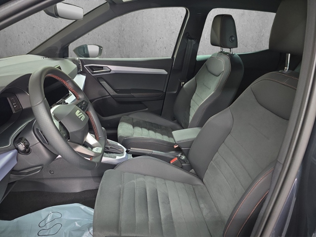 Arona 1.0 TSI FR+LED+NAVI+AHK+PARKLENK+ACC+DAB