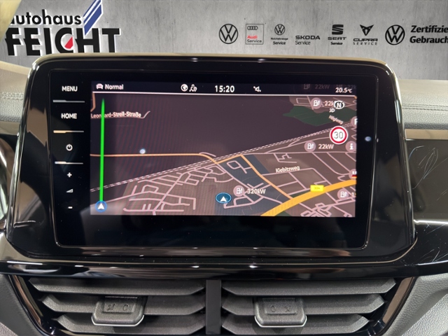 T-Roc 1.5 TSI R-Line+LED+NAVI+PANO+AHK+STANDH.