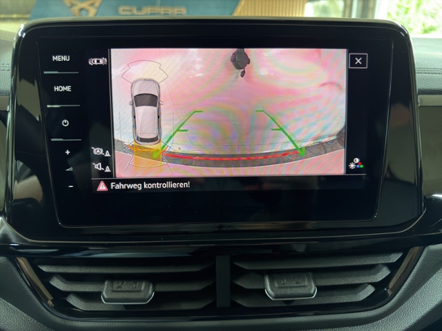 T-Roc 1.5 TSI R-Line+LED+NAVI+PANO+AHK+STANDH.