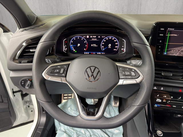 T-Roc 1.5 TSI R-Line+LED+NAVI+PANO+AHK+STANDH.