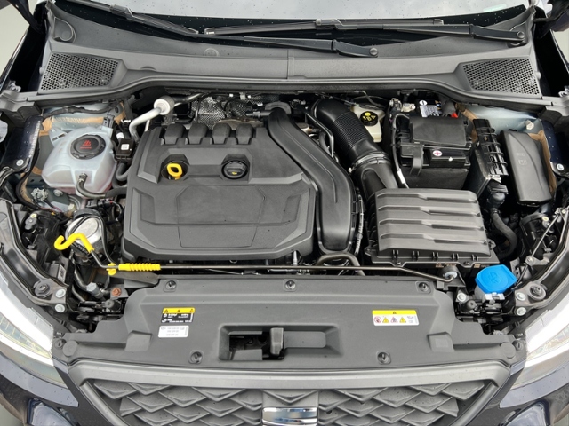 Arona 1.5 TSI FR+LED+NAVI+PARKLENK+APP-CONN.+AHK