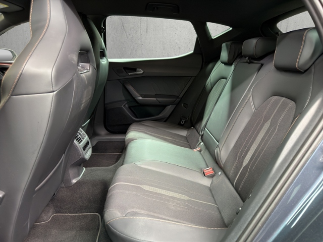 Leon 2.0 TSI LED+FULL LINK+RFK+NAVI+PARKLENK
