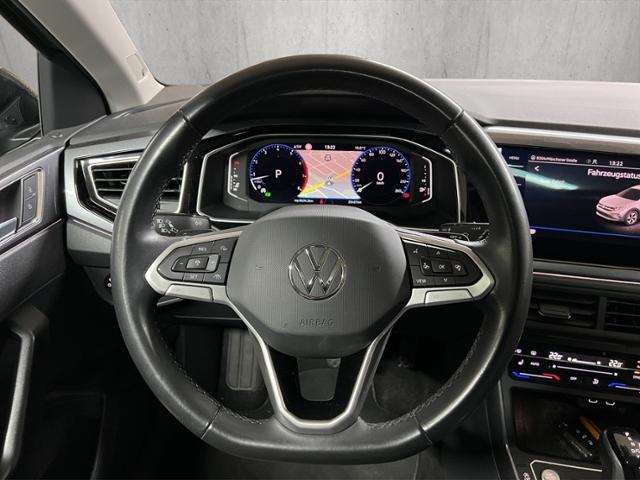 Taigo 1.5 TSI Style+LED-MATRIX+NAVI+AHK+PANO