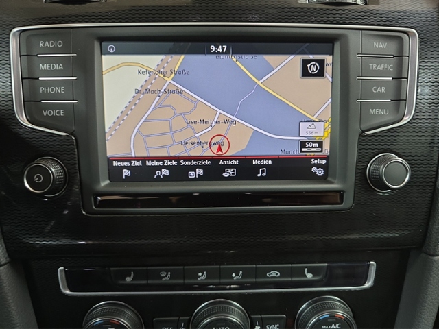 Golf VII GTI 2.0 TSI BI-XENON+NAVI+AHK+RFK+ACC