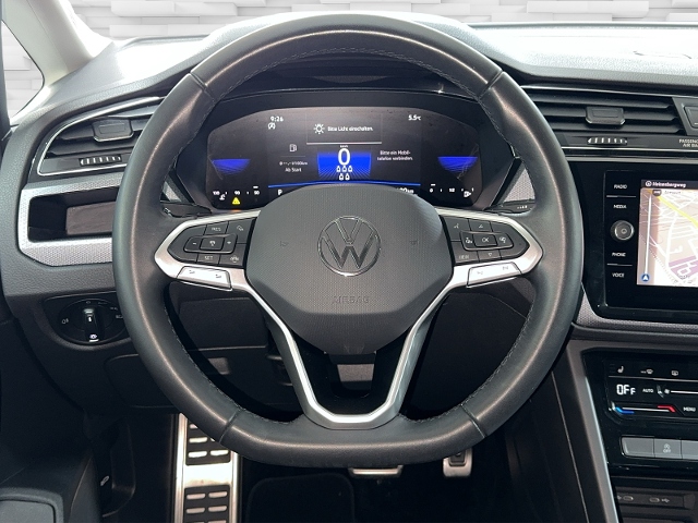 Touran 2.0 TDI Active+AHK+RFK+NAVI+ACC+7SITZ+APP