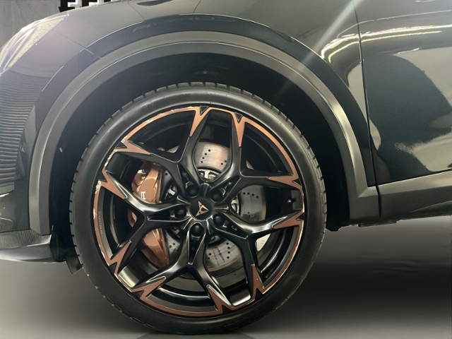 Formentor VZ5 2.5 TSI 4Drive+LED+NAVI+BEATS+PANO