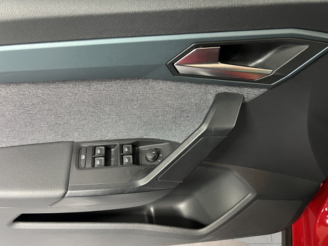 Arona 1.0 TSI Xperience+LED+NAVI+PARKLENK+ACC