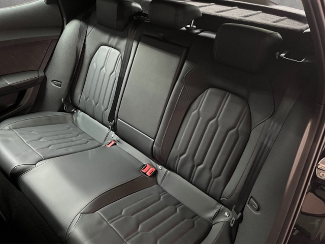 Formentor VZ5 2.5 TSI 4Drive+LED+NAVI+BEATS+PANO