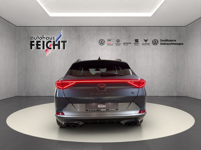 Formentor 2.0 TSI VZ+4Drive+LED+NAV+AHK+PANO+RFK