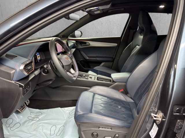 Formentor 2.0 TSI VZ+4Drive+LED+NAV+AHK+PANO+RFK