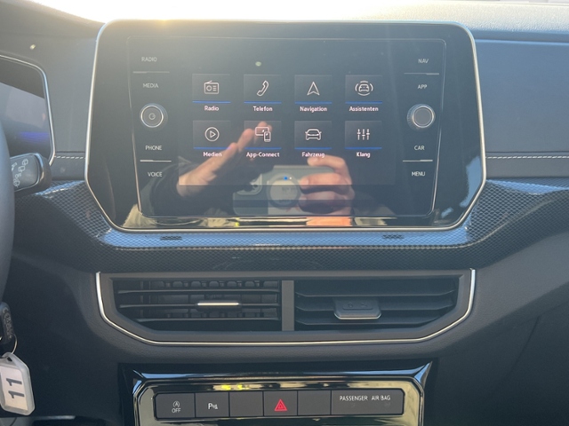 T-Cross 1.0 TSI R-Line+LED+NAVI+PDC+APP-CONNECT