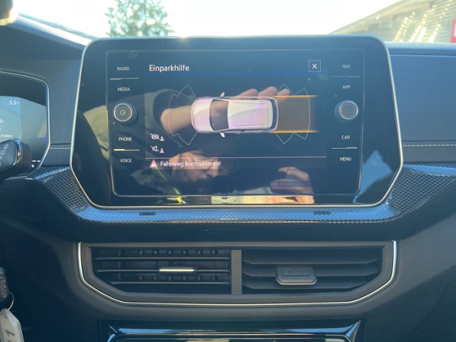 T-Cross 1.0 TSI R-Line+LED+NAVI+PDC+APP-CONNECT