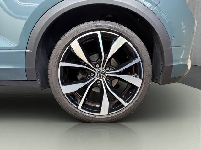 T-Roc 2.0 TSI R-Line 4Motion+PANO+IQ.LIGHT+RFK
