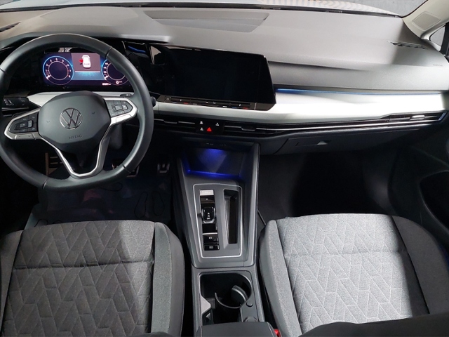 Golf VIII 1.0 eTSI Move+LED+NAVI+PDC+ACC+APP-CO.