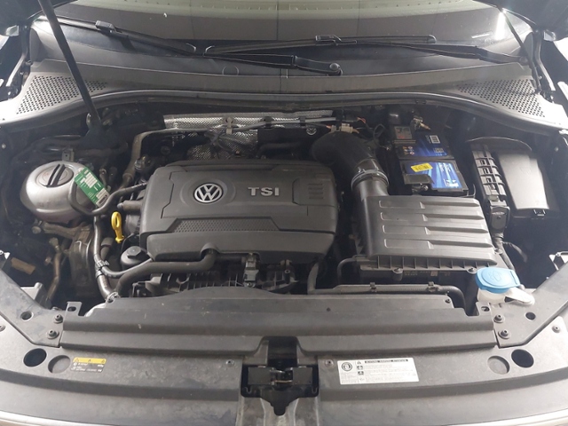 Tiguan 2.0 TSI R-Line+4Motion+LED+AHK+NAVI+APP-C
