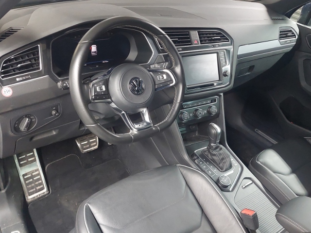 Tiguan 2.0 TSI R-Line+4Motion+LED+AHK+NAVI+APP-C