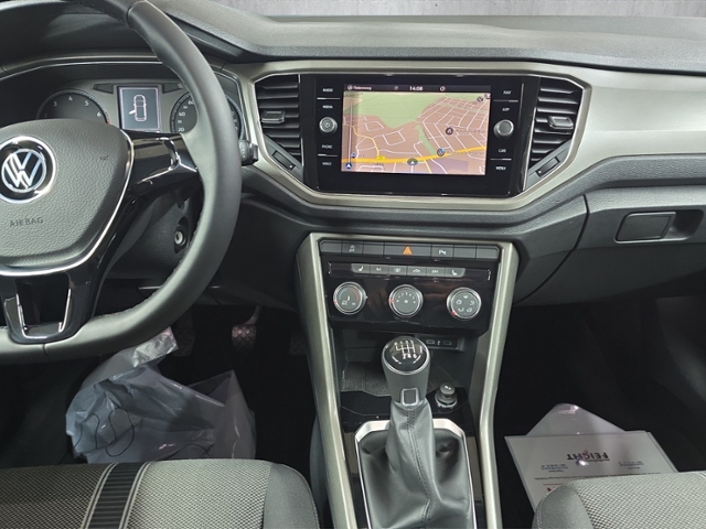 T-Roc 1.0 TSI Style+NAVI+PDC+FRONT ASSIST+DAB
