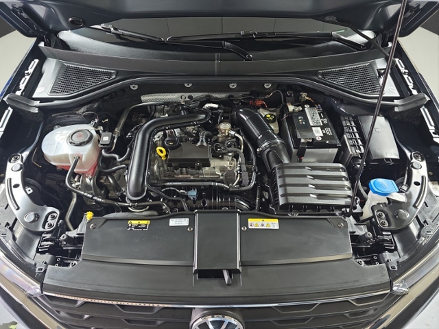 T-Roc 1.0 TSI Style+NAVI+PDC+FRONT ASSIST+DAB