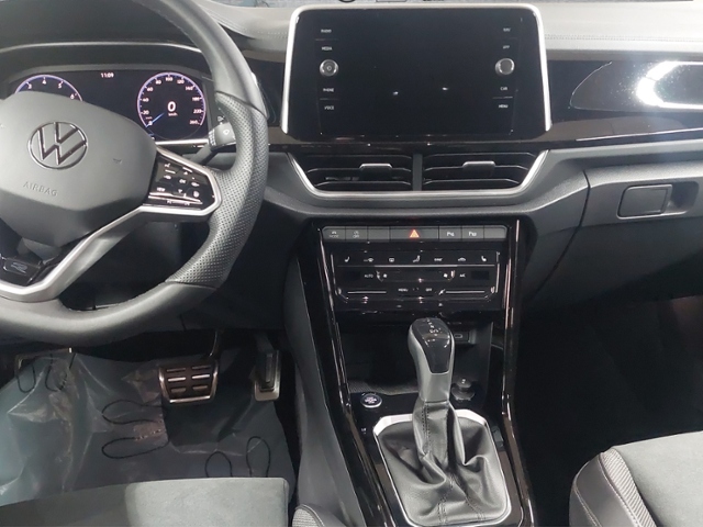 T-Roc 1.5 TSI R-Line+LED+NAVI+PARKLENK+APP-CON.