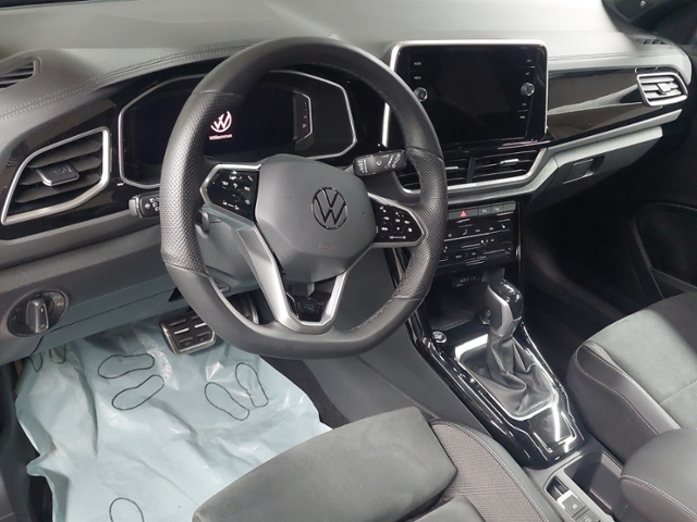 T-Roc 1.5 TSI R-Line+LED+NAVI+PARKLENK+APP-CON.