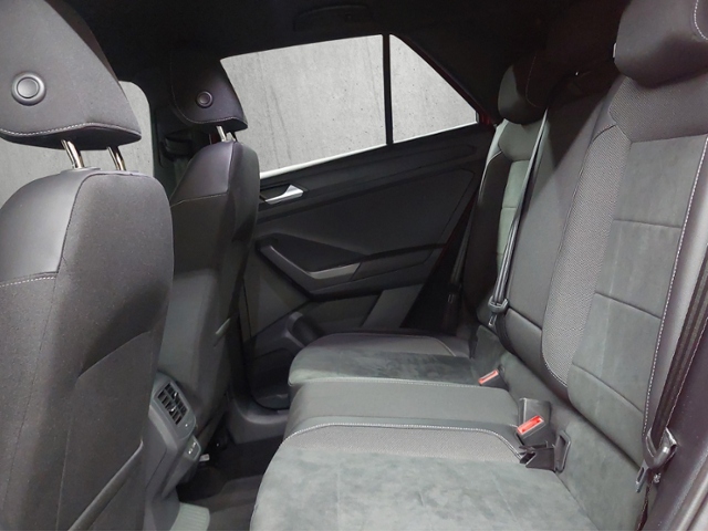 T-Roc 1.5 TSI R-Line+LED+NAVI+PARKLENK+APP-CON.