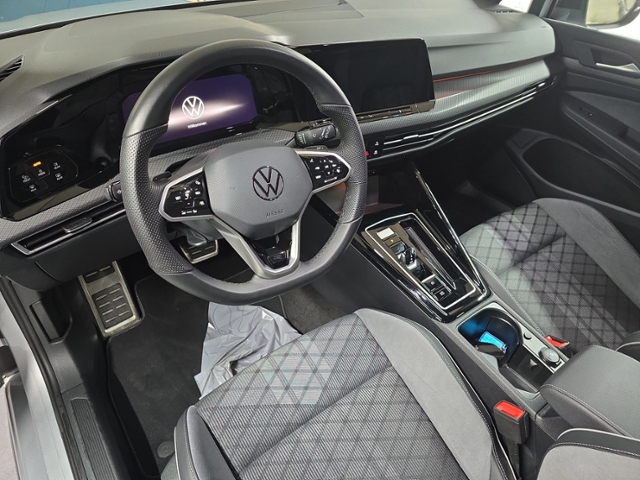 Golf Variant VIII 1.5 eTSI R-Line+LED+NAVI+APP-C