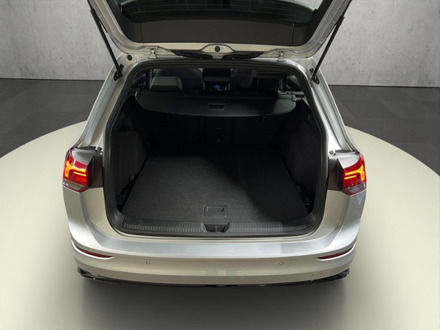 Golf Variant VIII 1.5 eTSI R-Line+LED+NAV+RFK
