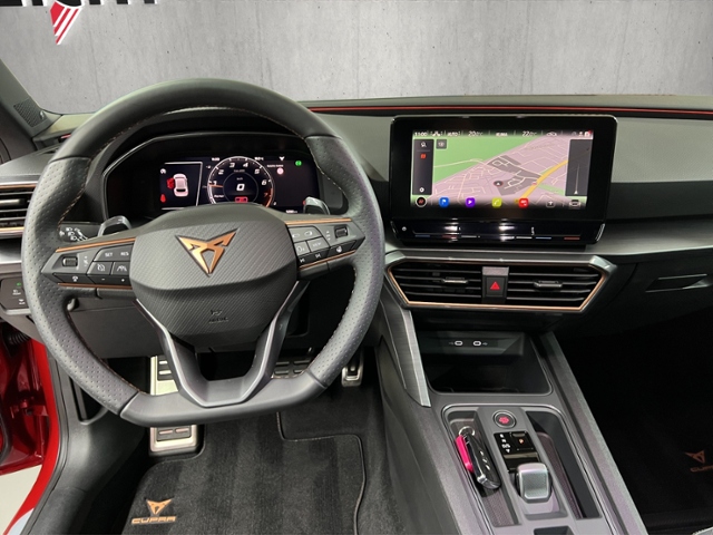 Leon 2.0 TSI LED+NAV+PANO+FULL LINK+PARKLENK+ACC