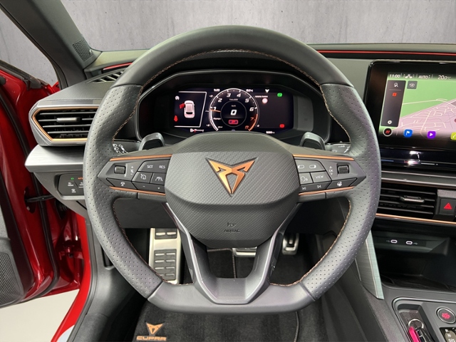 Leon 2.0 TSI LED+NAV+PANO+FULL LINK+PARKLENK+ACC