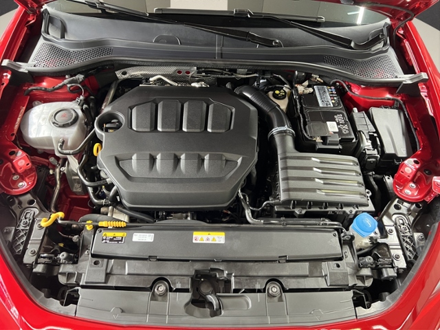 Leon 2.0 TSI LED+NAV+PANO+FULL LINK+PARKLENK+ACC