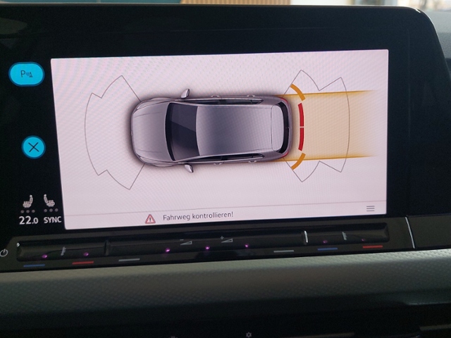 Golf VIII 1.0 eTSI Move+LED+NAVI+PDC+ACC+APP-CO.