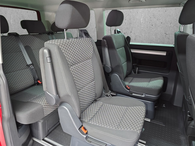 T6.1 Multivan 2.0 TDI Family+AHK+APP-C.+RFK+ACC