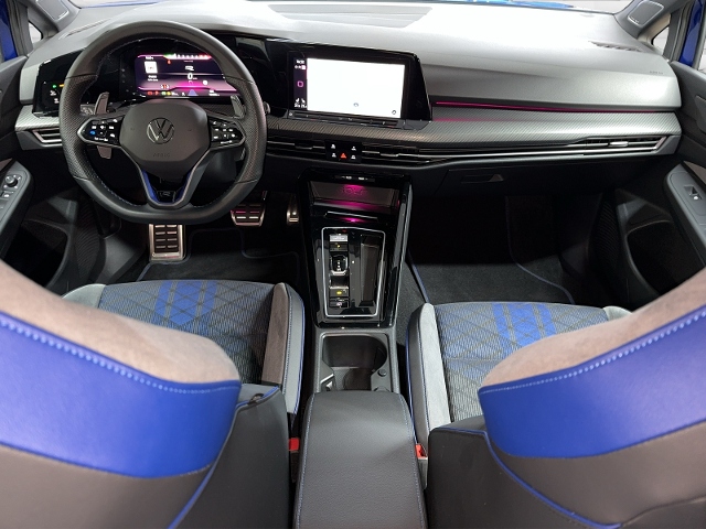 Golf VIII R 2.0 TSI 4Motion+NAVI+RFK+LED+APP-CO.
