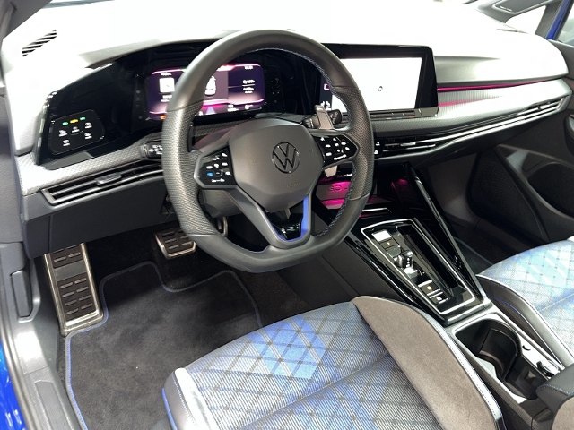 Golf VIII R 2.0 TSI 4Motion+NAVI+RFK+LED+APP-CO.