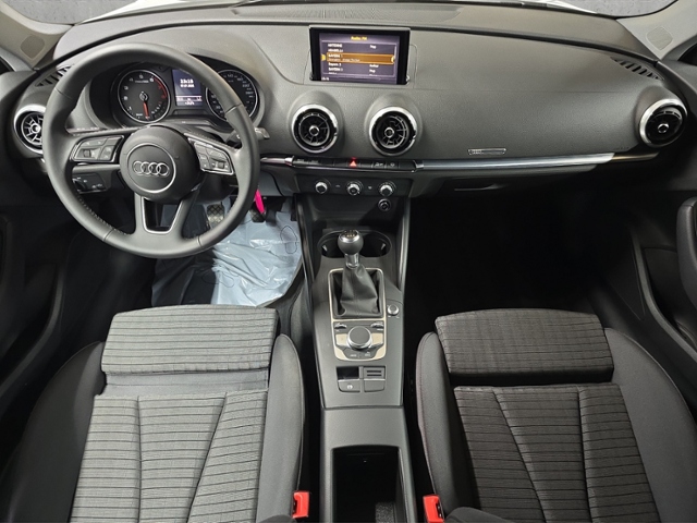 A3 Sportback 30 1.0 TFSI XENON+PDC+AUDI CONNECT