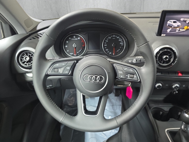 A3 Sportback 30 1.0 TFSI XENON+PDC+AUDI CONNECT