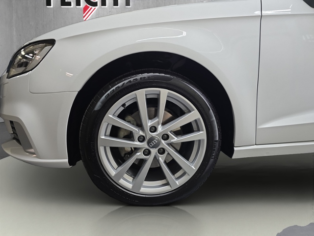 A3 Sportback 30 1.0 TFSI XENON+PDC+AUDI CONNECT