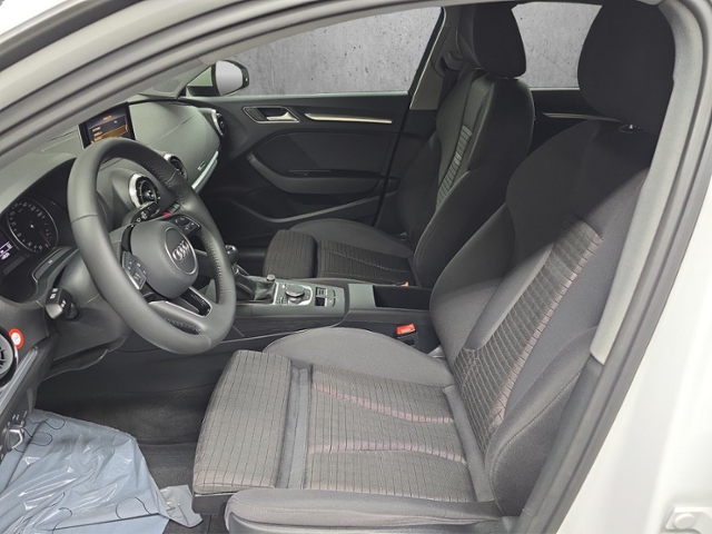 A3 Sportback 30 1.0 TFSI XENON+PDC+AUDI CONNECT
