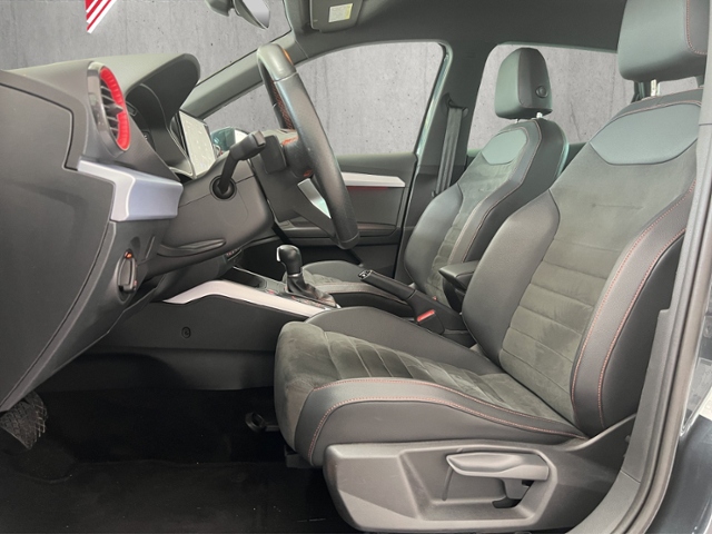 Arona 1.5 TSI FR+LED+RFK+PARKLENK+APP CONNECT