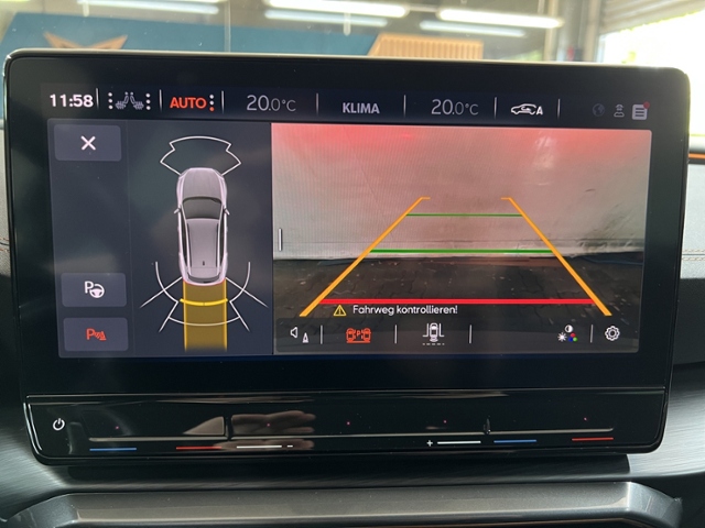 Formentor 2.0 TSI VZ+LED+NAVI+RFK+CARPLAY+SITZH.